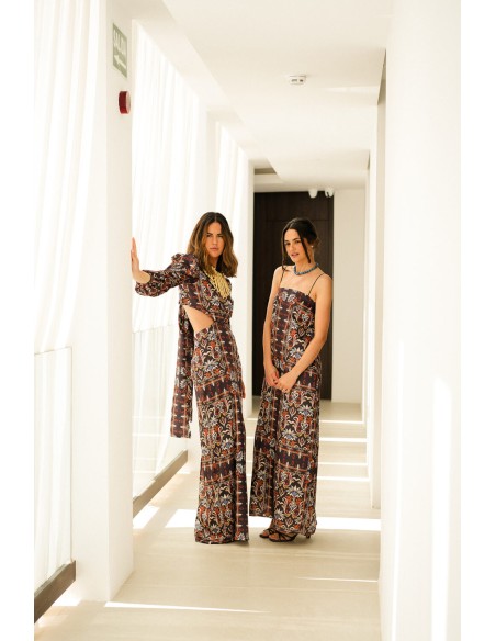 Long cut-out ethnic print dress with french sleeves