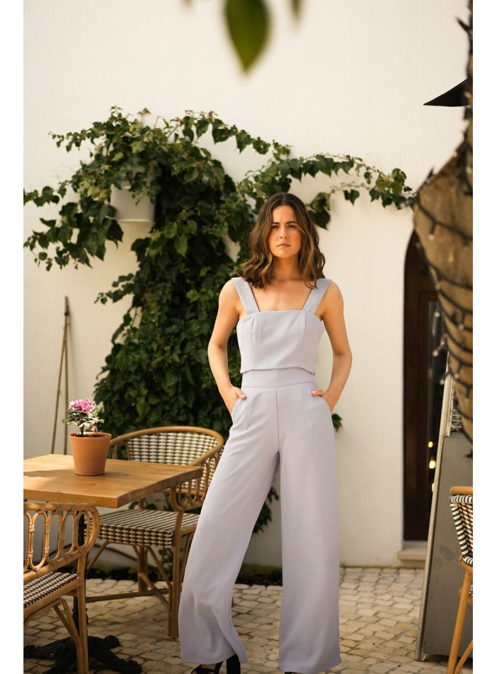 Top corto de tirante ancho lavanda para invitadas