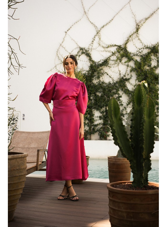 Falda midi evasé fucsia con cremallera invisible para ocasiones especiales