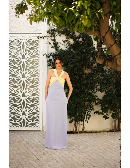Vestido de fiesta bicolor con escote halter anudado para invitadas Vestido de fiesta bicolor con escote halter anudado para invitadas