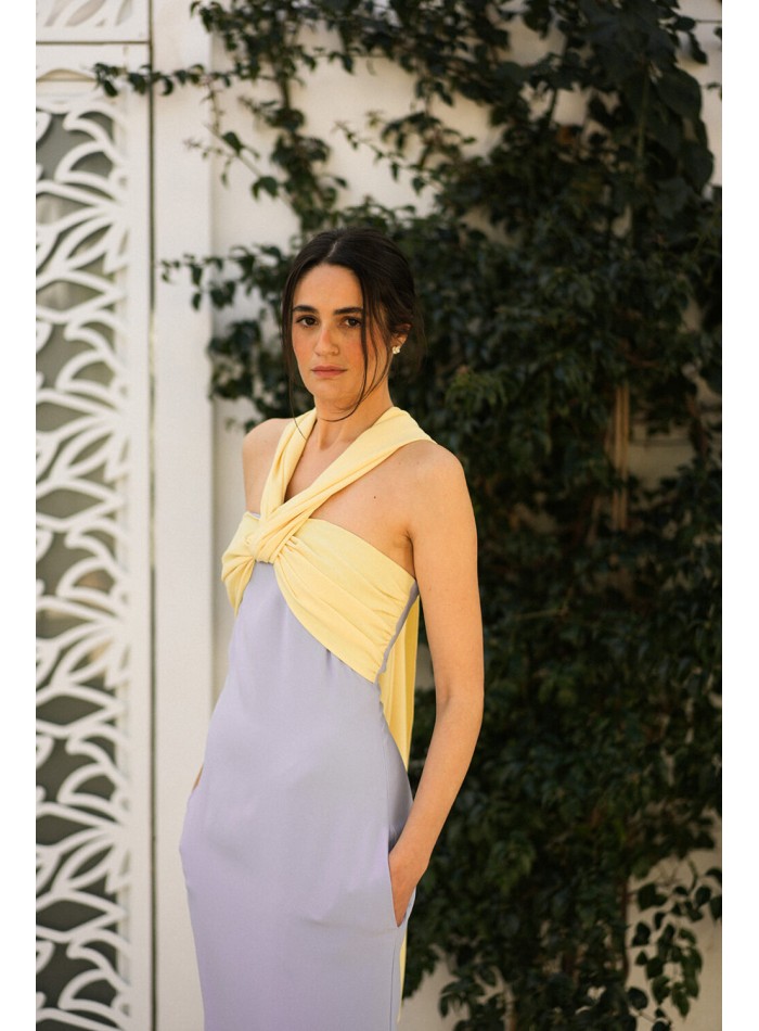 Vestido de fiesta bicolor con escote halter anudado para bodas