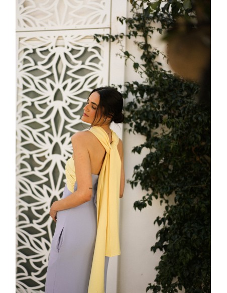 Vestido de fiesta bicolor con escote halter anudado para invitada de boda Vestido de fiesta bicolor con escote halter anudado para invitada de boda