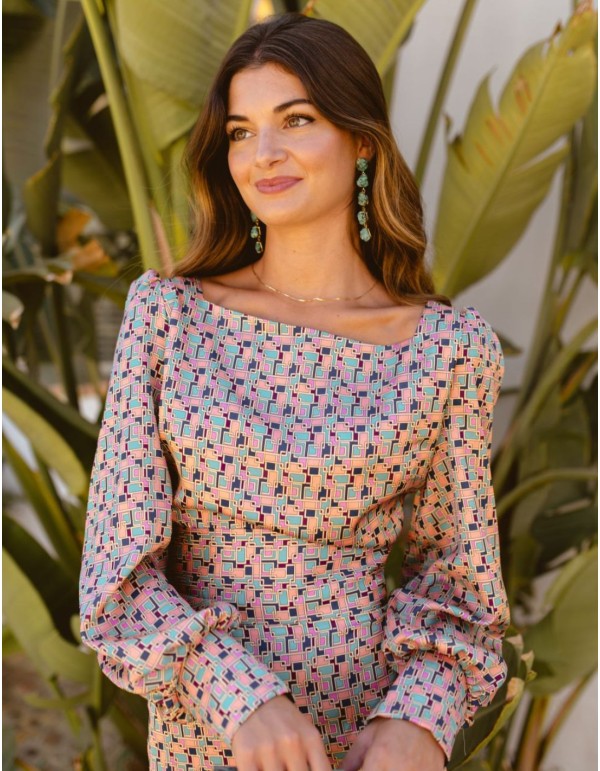 Top multicolor con estampado geométrico y manga larga