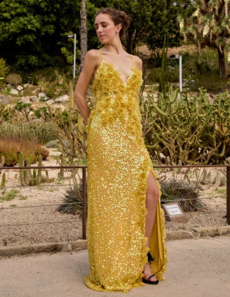 Longue robe de soirée jaune avec fleurs en tulle et paillettes