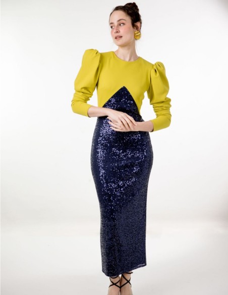 Midi party dress with sequins and puffed sleeves
