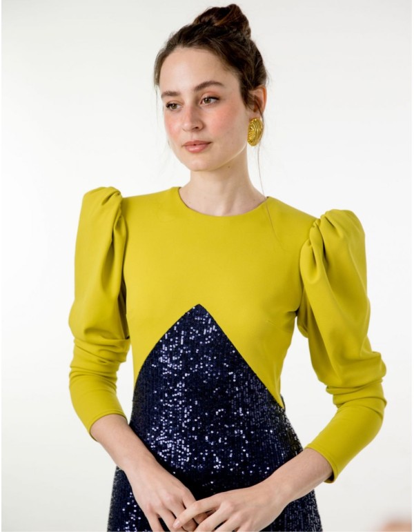 Midi party dress with sequins and puffed sleeves 2