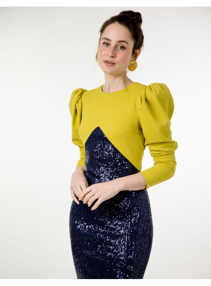 Midi party dress with sequins and puffed sleeves