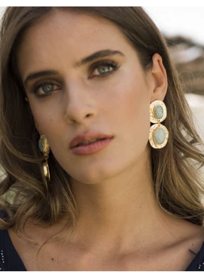 Gold plated party earrings with irregular stones