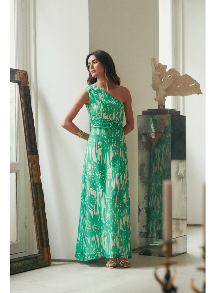 Vestido de invitada largo de gasa con drapeado en hombro y cintura
