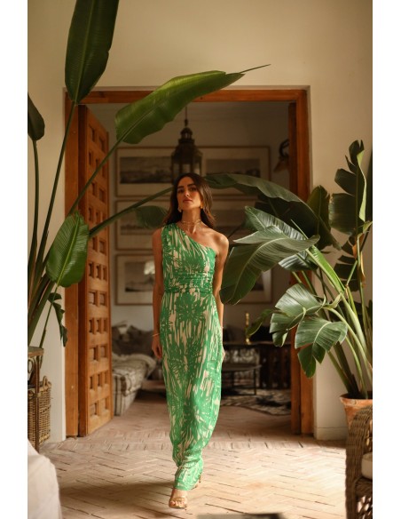 Vestido de invitada largo de gasa con drapeado en hombro y cintura