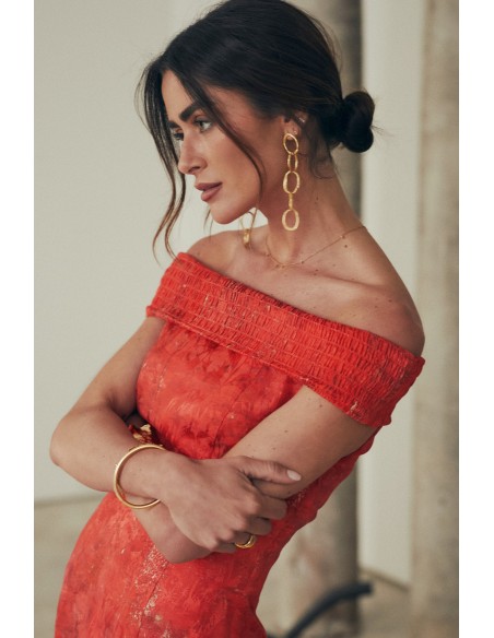 Vestido midi para evento con escote bardot fruncido rojo Vestido midi para evento con escote bardot fruncido rojo