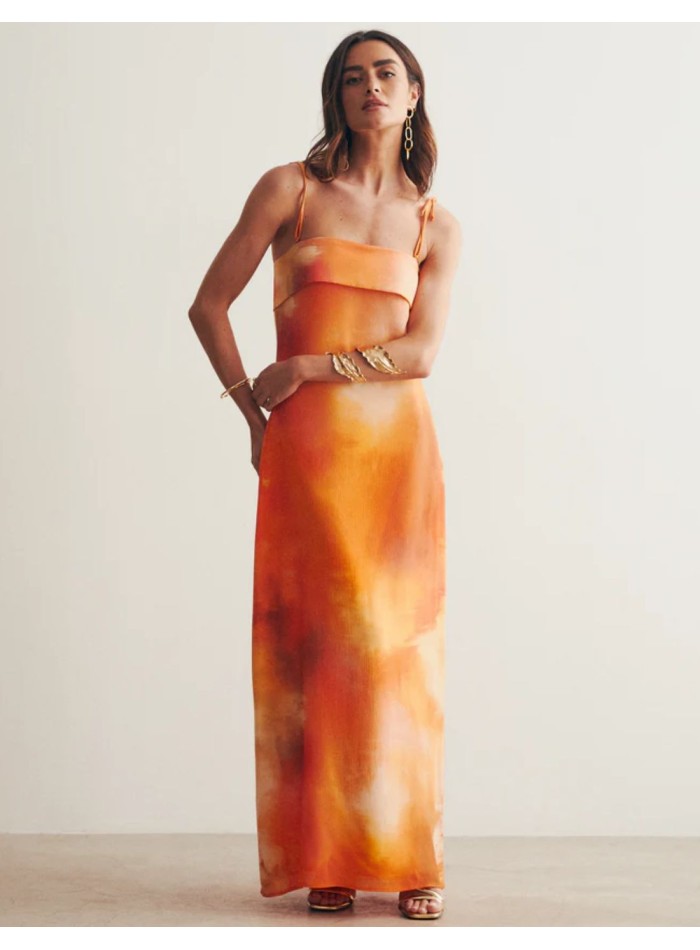 Robe longue à bretelles orange irisée