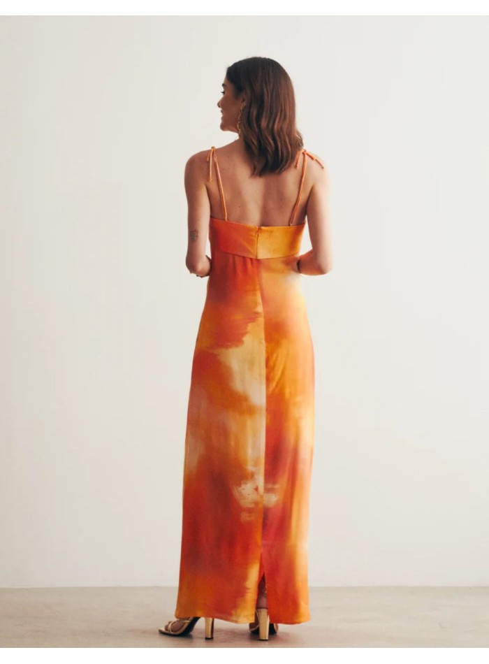 Robe longue à bretelles orange irisée