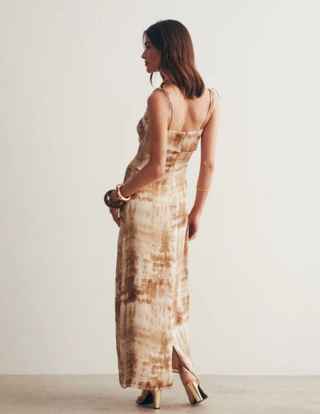 Strapless dress in earth tones printed