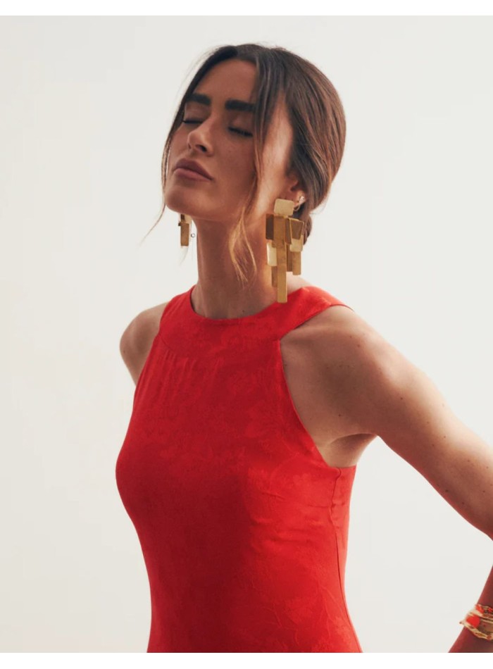 Vestido largo de fiesta rojo en jaquard con escote halter para graduaciones