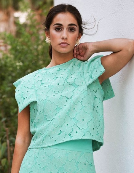 Turquoise green lace top with V-neck sleeves