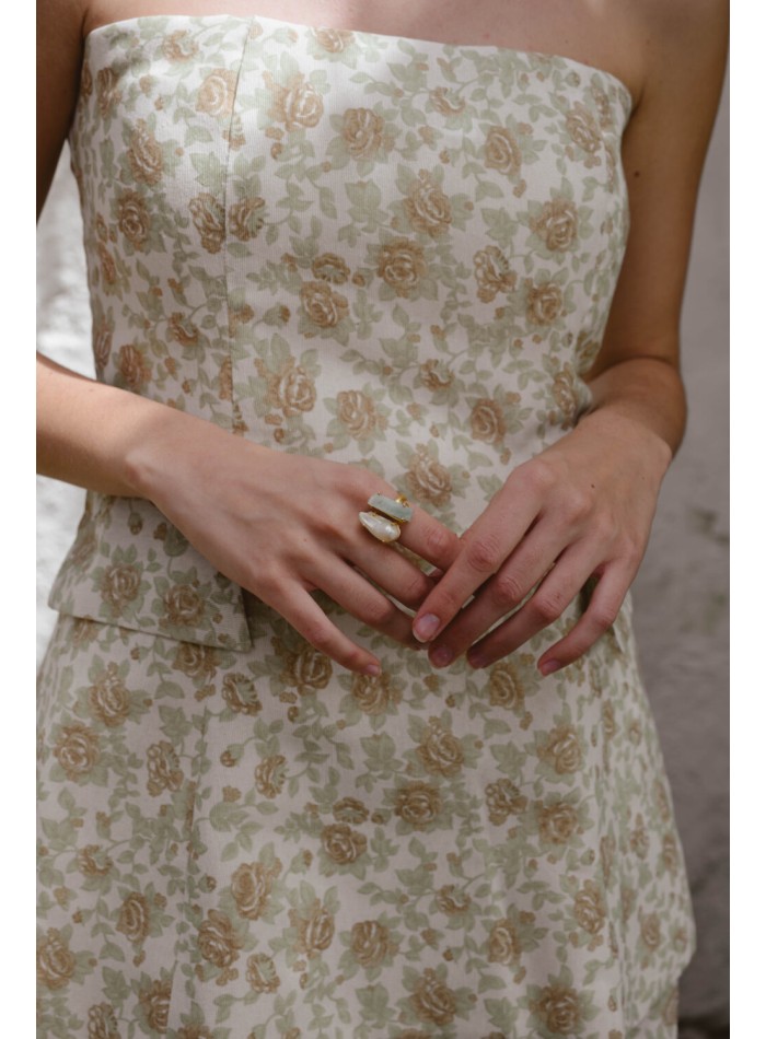 Top palabra de honor con estampado de flores