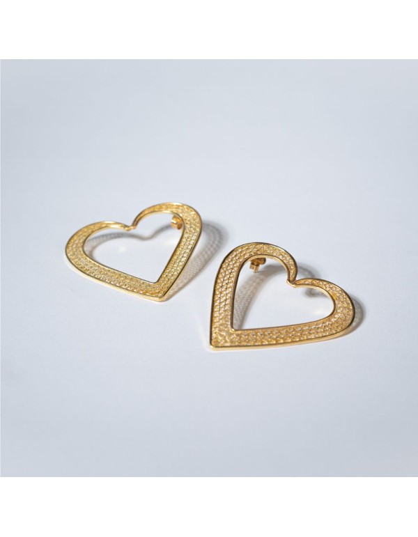 Gold heart-shaped maxi earrings 2