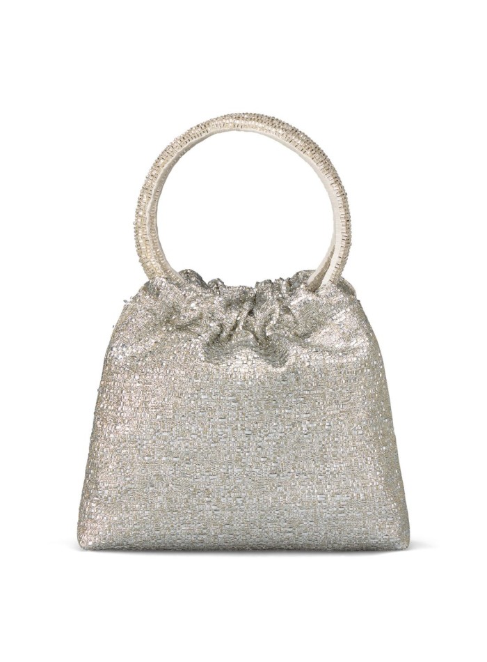 Bolso para invitada de rafia metalizada con asa plateada