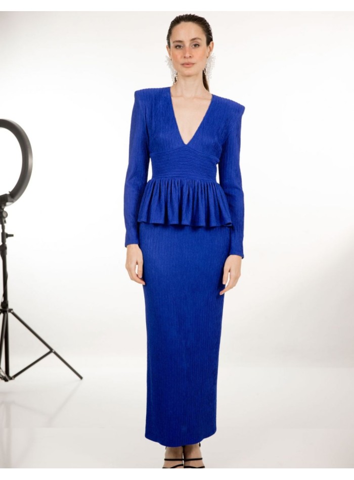 Robe midi bleu Klein avec encolure péplum et volants