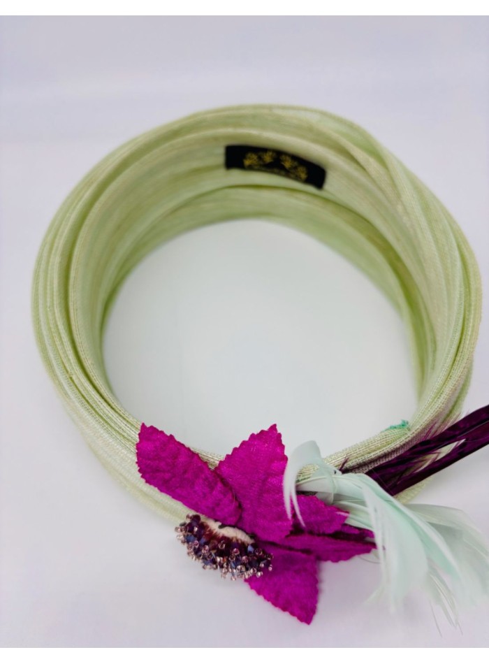 Turban en sinamay de soie avec maxi plumes de...