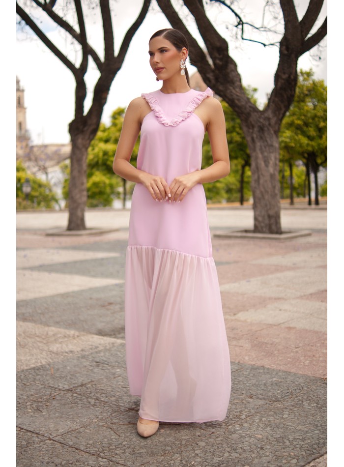 Long dress for guest with ruffle and low hips