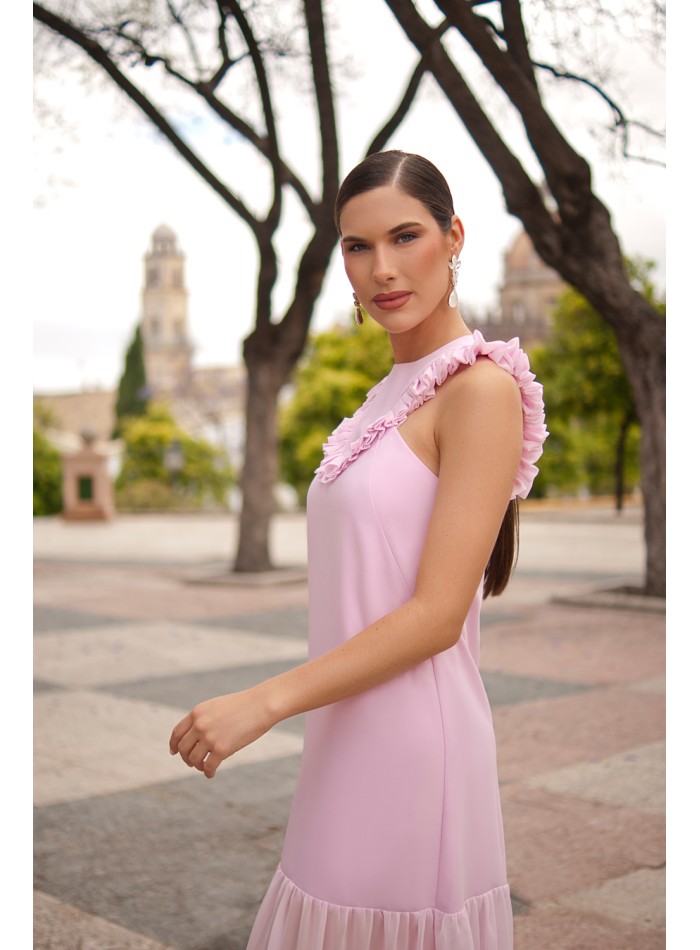Robe longue pour invitée avec volants et...