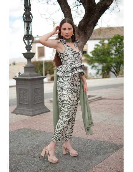 Top para invitada con lazos en el hombro y volantes