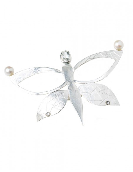 Tocado mariposa de Eme Jewels para INVITADISIMA Tocado mariposa de Eme Jewels para INVITADISIMA