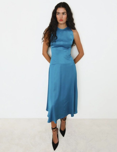 Robe de cocktail en satin avec encolure dos nu