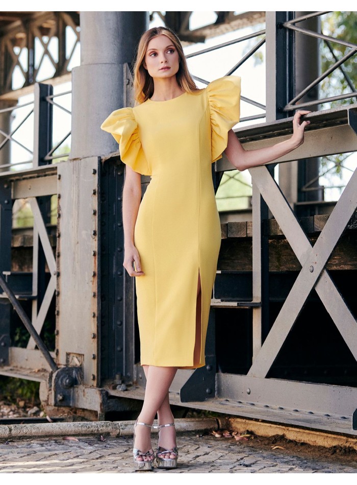 Robe d'invité midi avec manches papillon