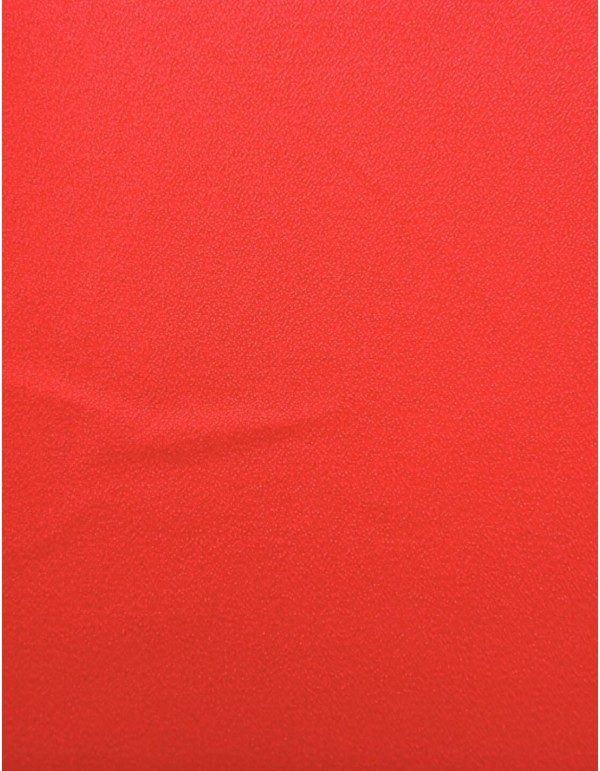 Robe d'invité midi avec manches papillon