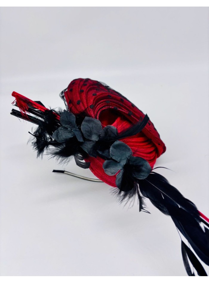 Sinamay base headdress pleated with plumeti tulle