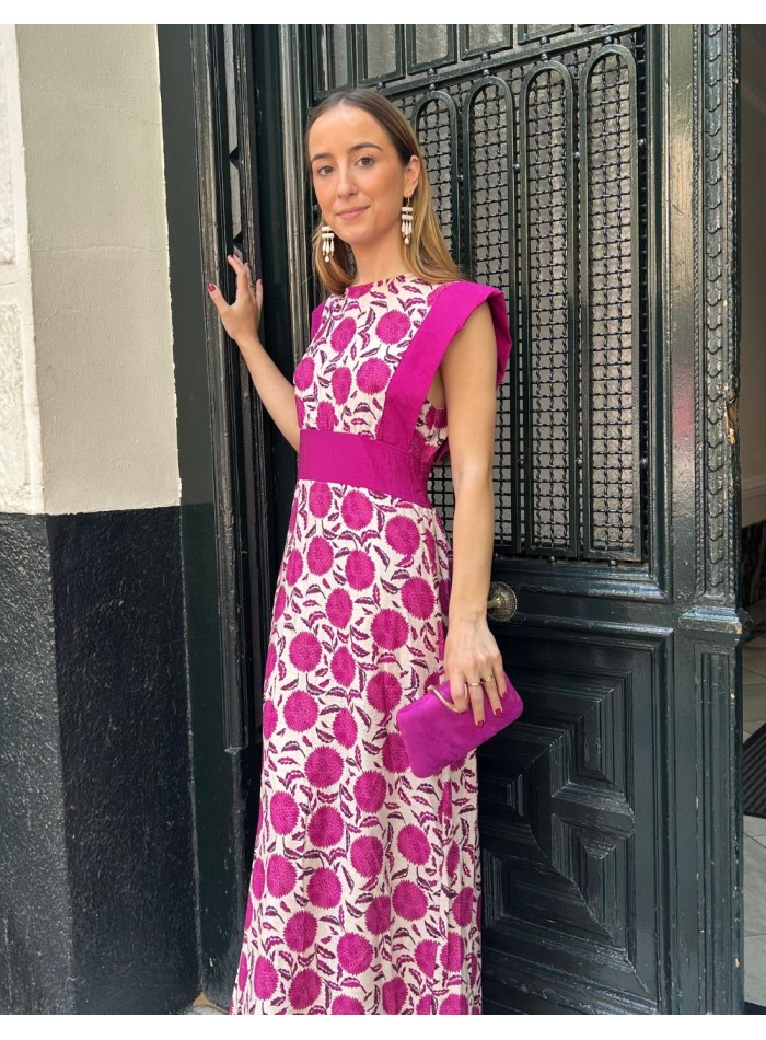 Printed midi dress with closed neckline and...