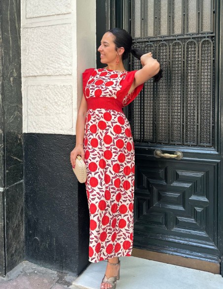 Vestido midi estampado con escote cerrado y detalle fajín