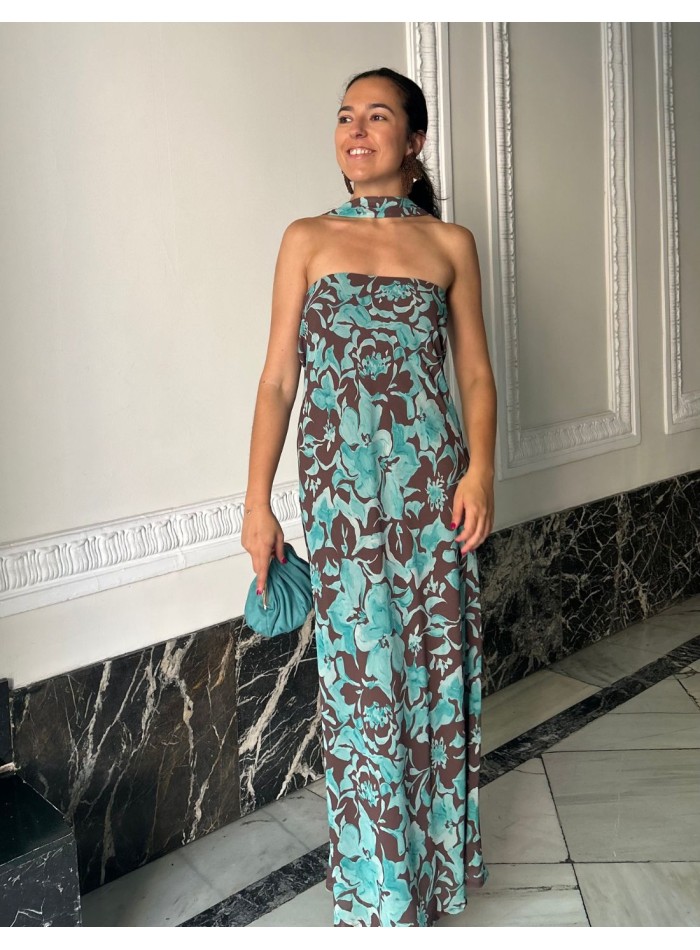 Robe longue en mousseline de soie imprimée avec châle