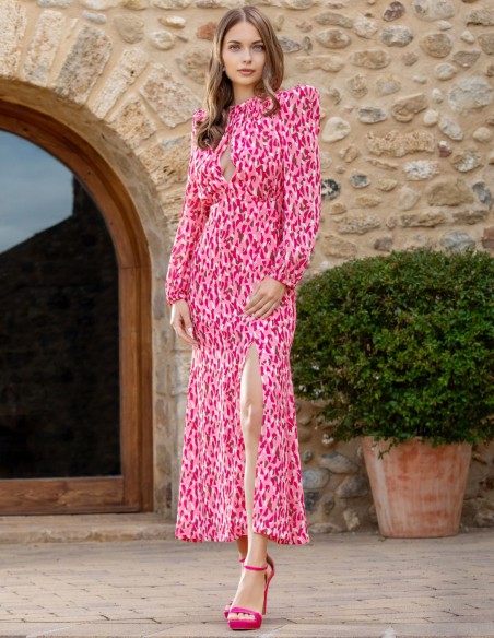 Robe midi avec encolure découpée et dos lacé pour une robe d'invité
