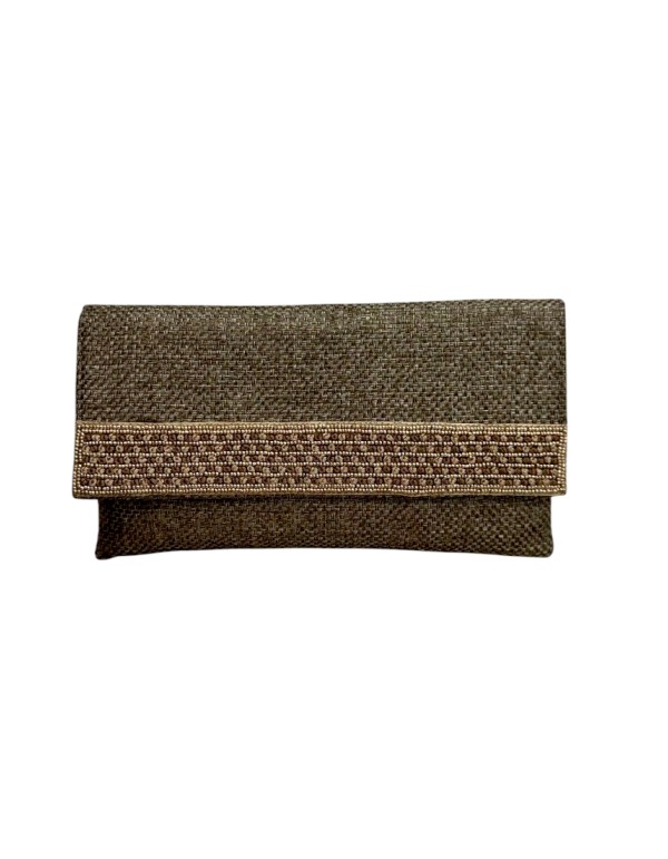 Cartera de yute dorada con piedras y cadena dorada