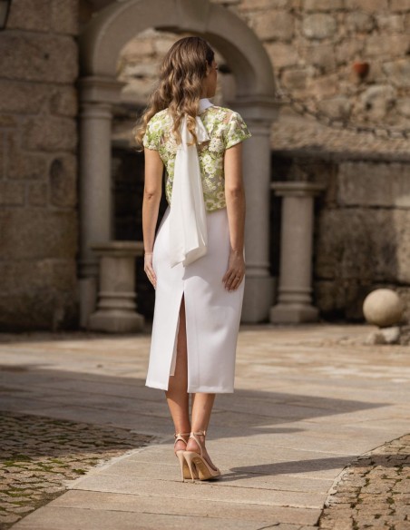 Embroidered guest top with bow detail