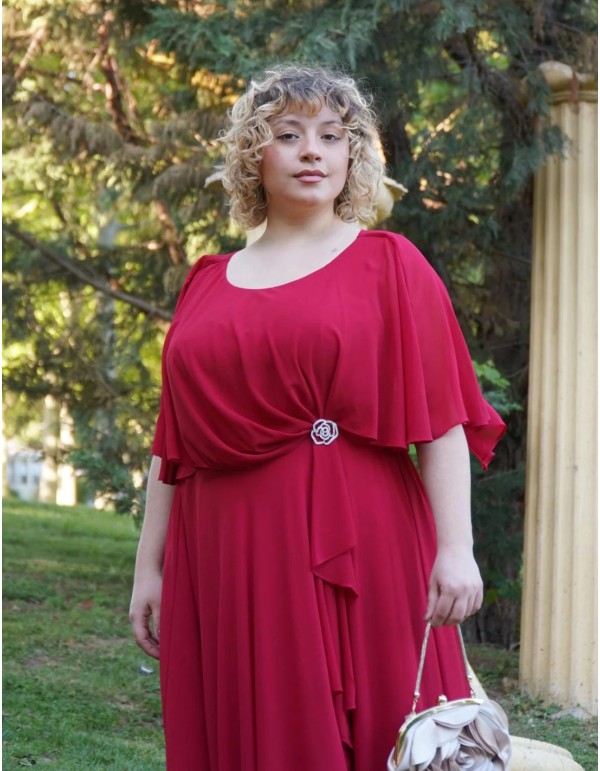 Long guest dress with brooch and cape 2