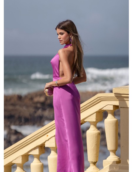 Vestido largo de invitada malva con escote halter drapeado para graduaciones Vestido largo de invitada malva con escote halter drapeado para graduaciones