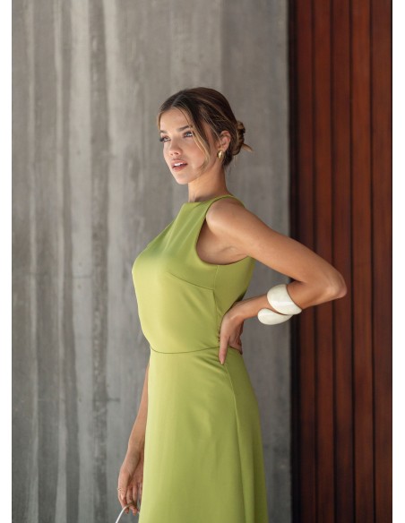 Robe longue vert citron avec dos ouvert