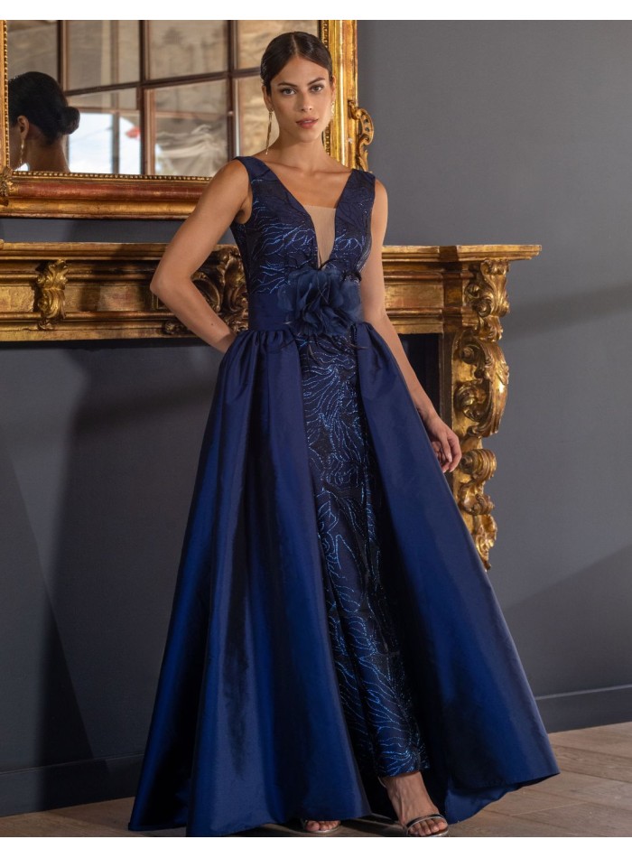 Robe longue d'invité en brocart bleu avec volant
