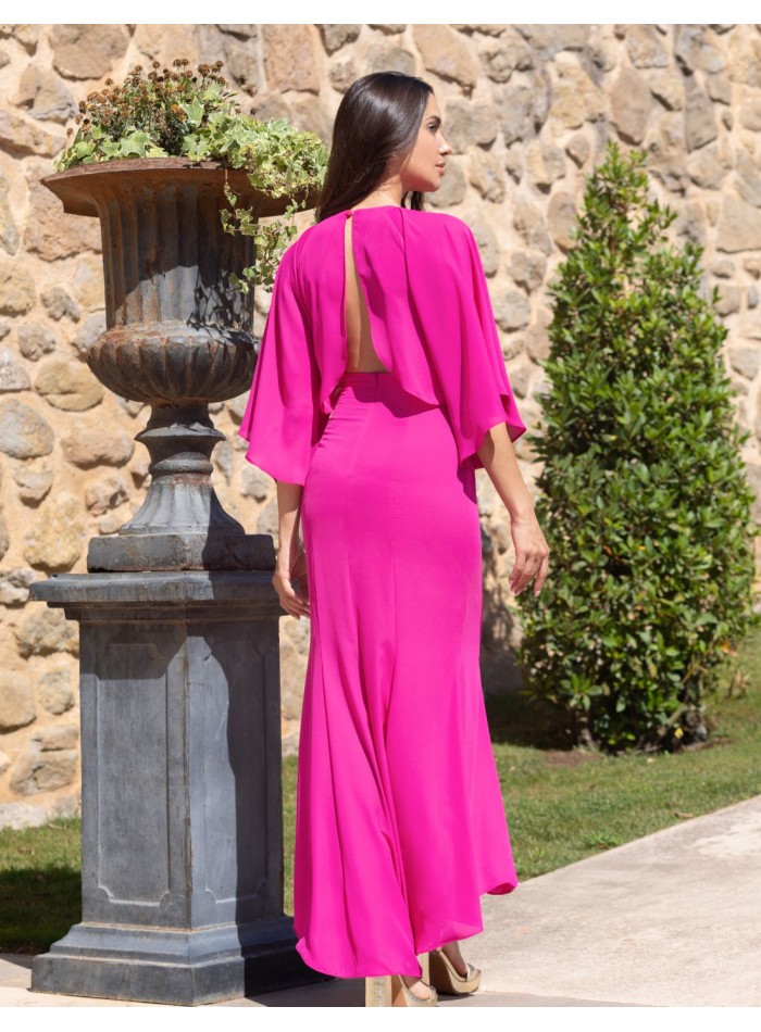 Long flowing guest dress with bat sleeves