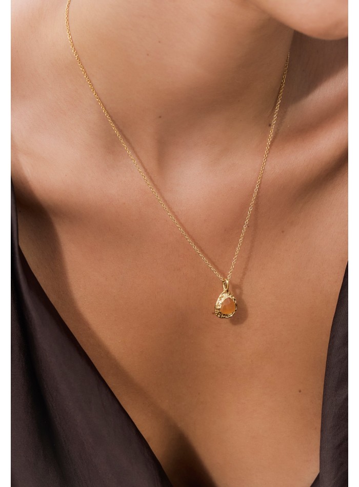 Colgante largo dorado con piedra de citrino
