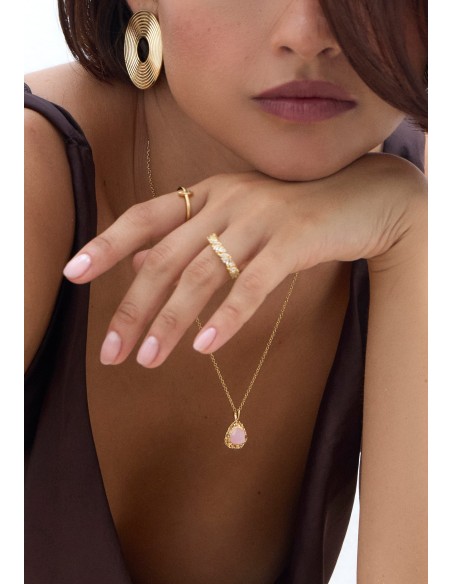 Long golden pendant with rose quartz