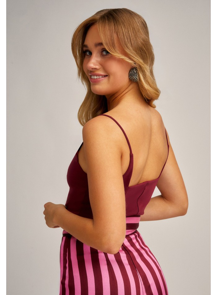 Burgundy knitted top with square neckline and...