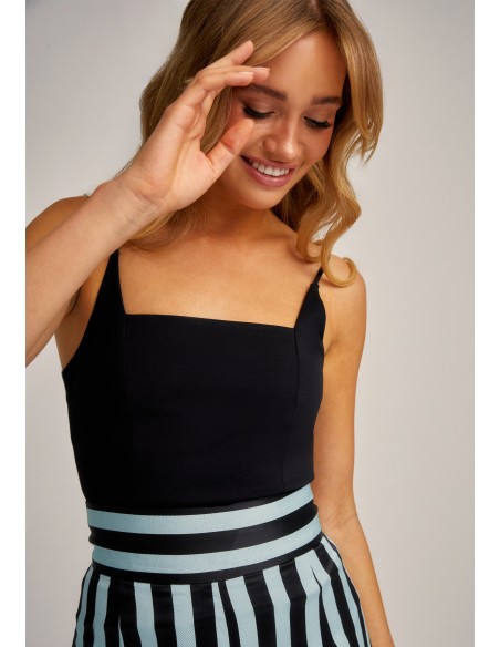 Black knitted top with square neckline and spaghetti straps