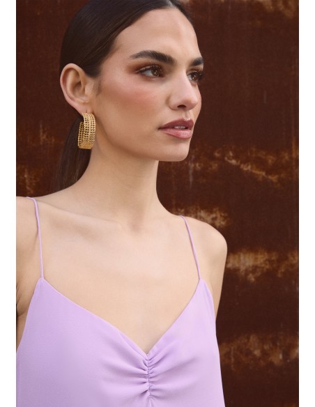 Long lilac strapless dress with ruffled neckline and cape skirt