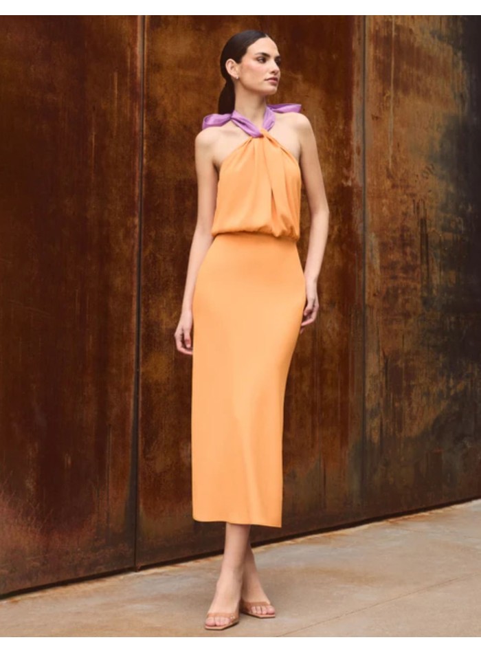 Robe d'invité midi orange et lilas avec col noué